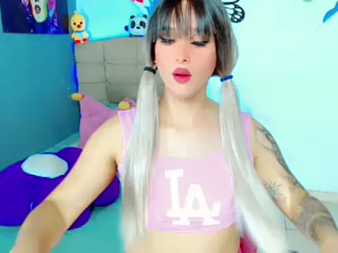 TaylorMon online show from December 7, 3:14 am