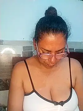 Snapshot of sorbetico_perverse chatting on February 10, 6:13 pm sorbetico perverse online show from February 10, 6:13 pm