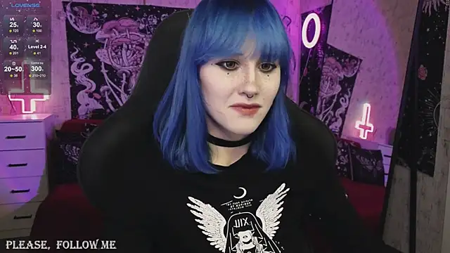 Snapshot of little_Elika chatting on December 6, 9:57 pm little Elika online show from December 6, 9:57 pm