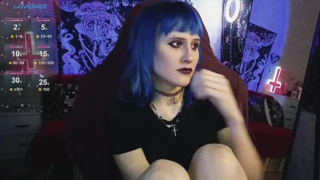 Snapshot of little_Elika chatting on January 27, 1:16 am little Elika online show from January 27, 1:16 am