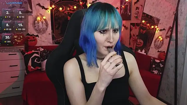 Snapshot of little_Elika chatting on October 16, 9:38 pm little Elika online show from October 16, 9:38 pm