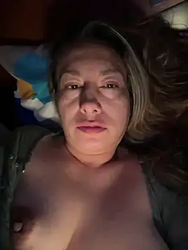 xLadyScarlettx online show from December 13, 4:33 am