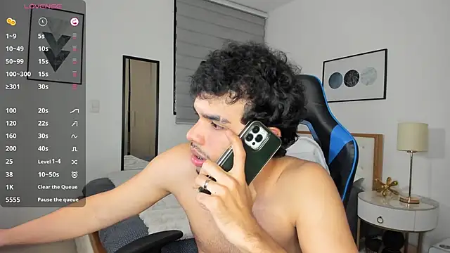 mateoleonee online show from December 15, 12:29 am