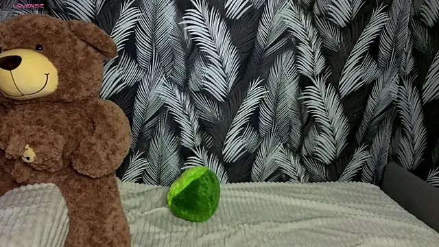 Snapshot of Hellen_Moore chatting on September 23, 1:08 am Hellen Moore online show from September 23, 1:08 am