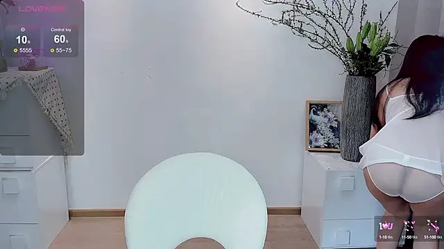 Snapshot of Yaikun0-0 chatting on March 2, 2:43 pm Yaikun0-0 online show from March 2, 2:43 pm