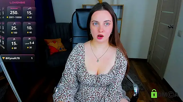 Snapshot of Astarte_Aste chatting on September 19, 11:00 am Astarte Aste online show from September 19, 11:00 am