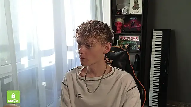 Snapshot of Keytaro chatting on September 15, 2:50 pm Keytaro online show from September 15, 2:50 pm