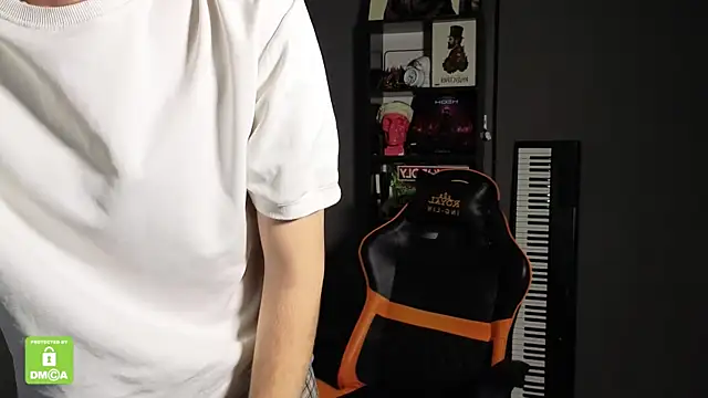 Snapshot of Keytaro chatting on September 17, 11:28 pm Keytaro online show from September 17, 11:28 pm