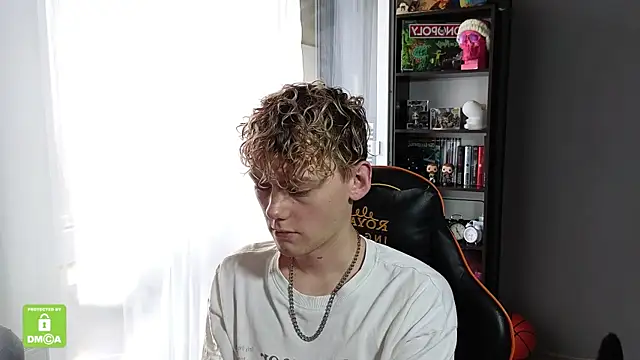 Snapshot of Keytaro chatting on September 25, 12:31 pm Keytaro online show from September 25, 12:31 pm