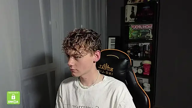 Snapshot of Keytaro chatting on September 30, 9:53 pm Keytaro online show from September 30, 9:53 pm