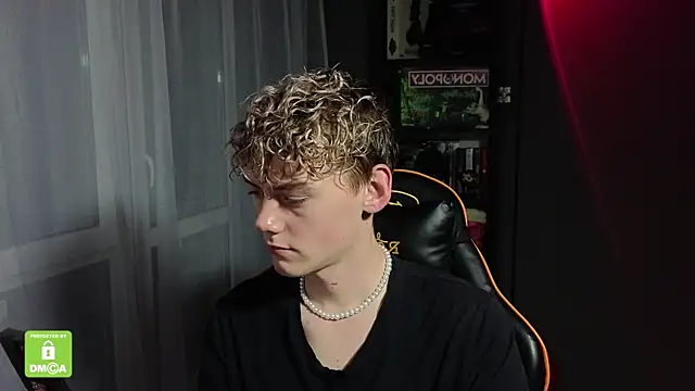 Snapshot of Keytaro chatting on October 13, 2:50 pm Keytaro online show from October 13, 2:50 pm