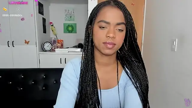 Snapshot of Marce_22 chatting on December 1, 6:41 pm Marce 22 online show from December 1, 6:41 pm