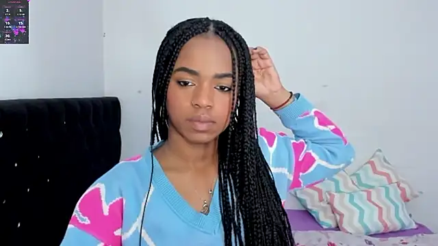 Snapshot of Marce_22 chatting on February 26, 10:20 pm Marce 22 online show from February 26, 10:20 pm