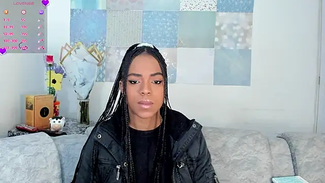 Snapshot of Marce_22 chatting on March 15, 2:35 am Marce 22 online show from March 15, 2:35 am