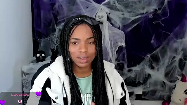 Snapshot of Marce_22 chatting on October 12, 1:26 am Marce 22 online show from October 12, 1:26 am