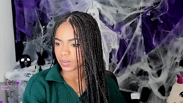 Snapshot of Marce_22 chatting on October 19, 9:54 am Marce 22 online show from October 19, 9:54 am