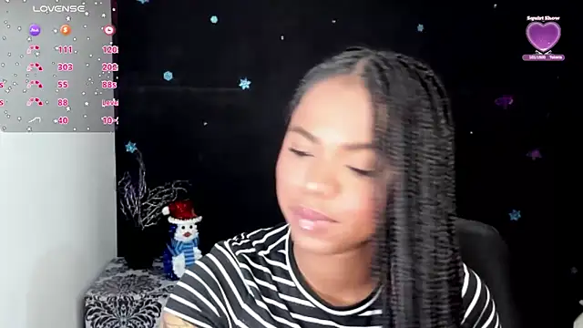 Snapshot of Marce_22 chatting on December 3, 3:03 am Marce 22 online show from December 3, 3:03 am