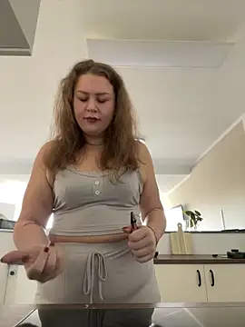 Snapshot of Fancy-Francy chatting on March 21, 10:06 am Fancy-Francy online show from March 21, 10:06 am