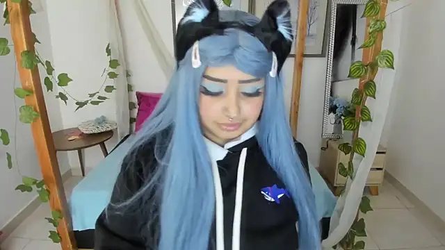 Snapshot of lussyevans24 chatting on March 8, 4:45 am lussyevans24 online show from March 8, 4:45 am