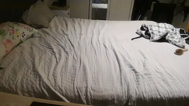 margotgra82 online show from December 12, 5:59 pm