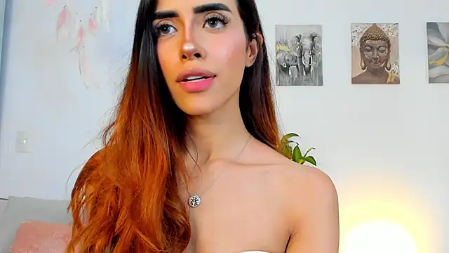 Snapshot of StormiRusso chatting on January 16, 1:06 am StormiRusso online show from January 16, 1:06 am