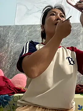 Linaannn online show from November 12, 11:14 pm