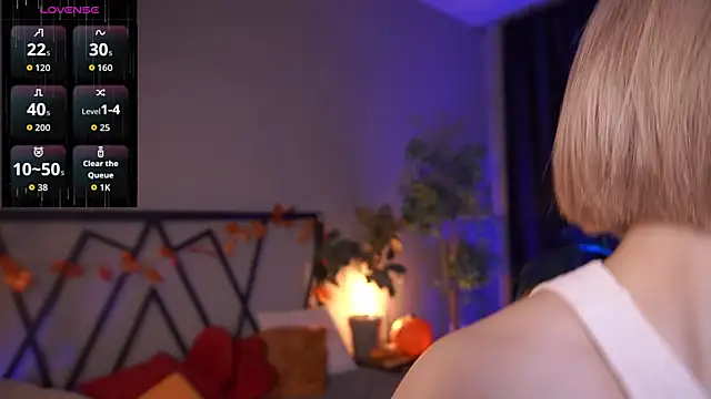 LindaThacker online show from November 20, 4:12 am