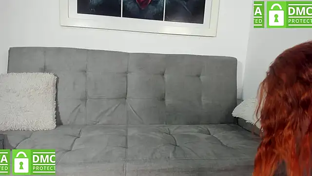 Sarah paul online show from February 22, 8:31 pm