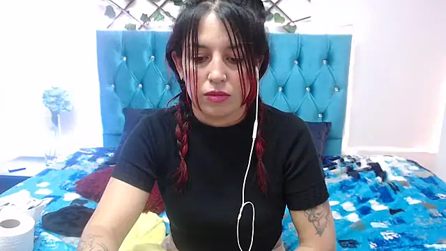 Melani cute02 online show from February 14, 5:41 am