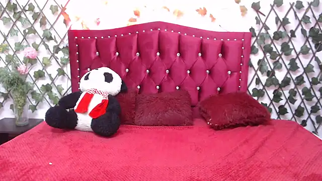 Melani cute02 online show from February 20, 2:40 am