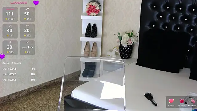 Allisonn223 online show from March 7, 12:15 am