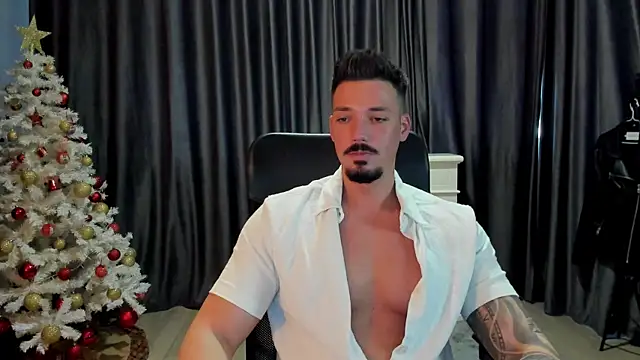 Snapshot of HaydenSpearss chatting on December 18, 1:02 pm HaydenSpearss online show from December 18, 1:02 pm