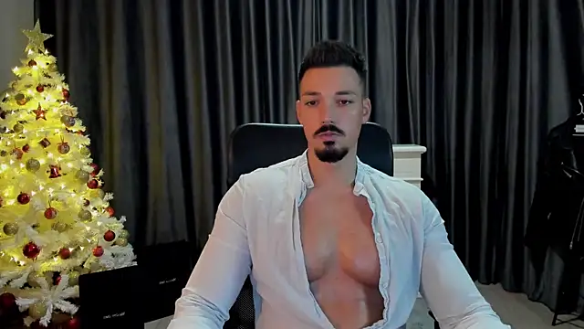 Snapshot of HaydenSpearss chatting on December 28, 7:44 am HaydenSpearss online show from December 28, 7:44 am