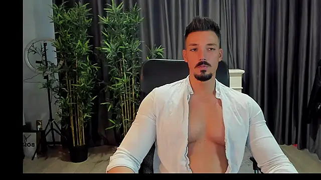 Snapshot of HaydenSpearss chatting on February 5, 12:49 pm HaydenSpearss online show from February 5, 12:49 pm