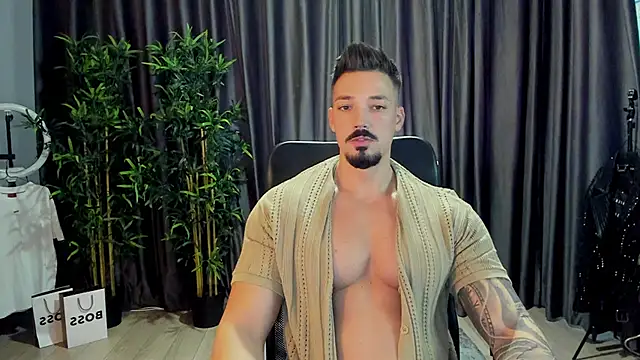 Snapshot of HaydenSpearss chatting on October 18, 6:48 am HaydenSpearss online show from October 18, 6:48 am