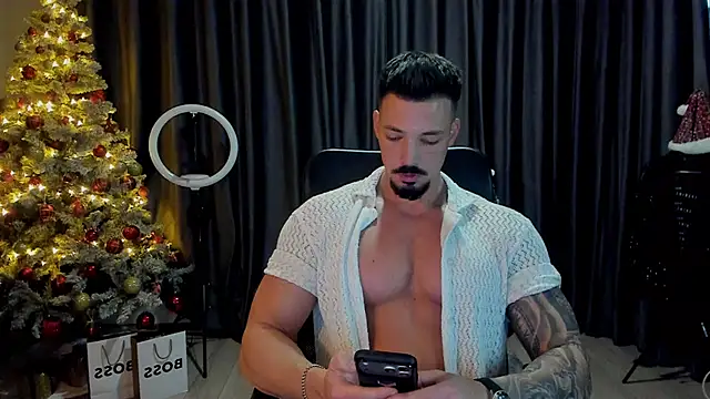 Snapshot of HaydenSpearss chatting on November 29, 7:55 am HaydenSpearss online show from November 29, 7:55 am