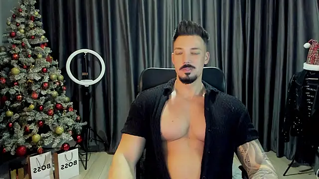 Snapshot of HaydenSpearss chatting on December 14, 7:47 am HaydenSpearss online show from December 14, 7:47 am