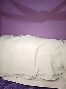 Snapshot of devepole chatting on October 4, 3:59 am devepole online show from October 4, 3:59 am