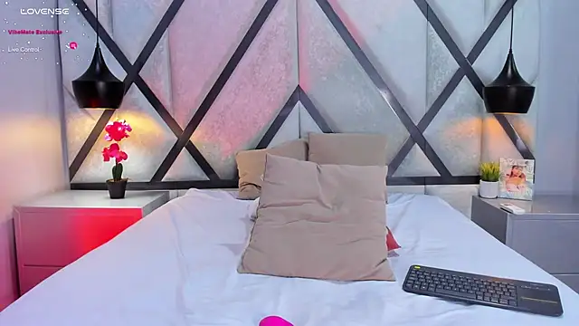 CarolineMaldonado online show from January 27, 3:28 pm