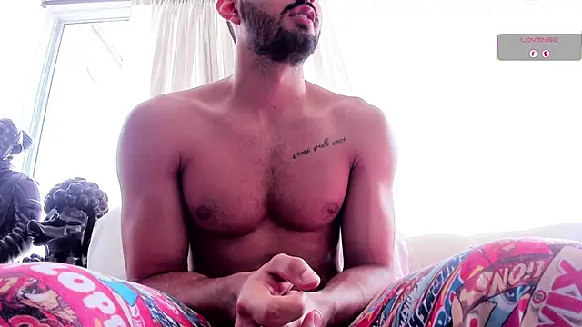 Joao Batista Oficial online show from October 13, 3:23 pm