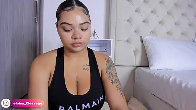 Eloisa cleavage  online show from February 12, 11:18 am