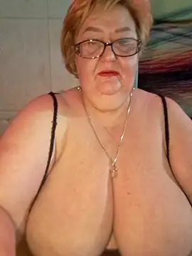 Snapshot of Awn290668 chatting on January 27, 12:33 am Awn290668 online show from January 27, 12:33 am