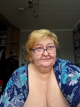 Snapshot of Awn290668 chatting on February 22, 11:24 am Awn290668 online show from February 22, 11:24 am