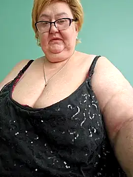 Snapshot of Awn290668 chatting on February 28, 6:10 am Awn290668 online show from February 28, 6:10 am