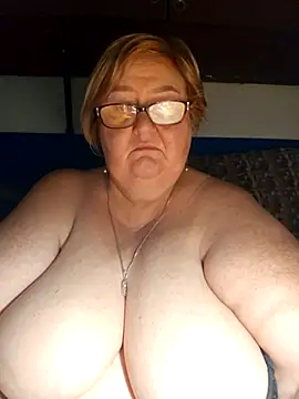 Snapshot of Awn290668 chatting on September 8, 4:28 pm Awn290668 online show from September 8, 4:28 pm