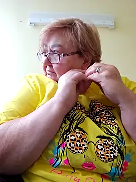 Snapshot of Awn290668 chatting on October 4, 4:54 am Awn290668 online show from October 4, 4:54 am