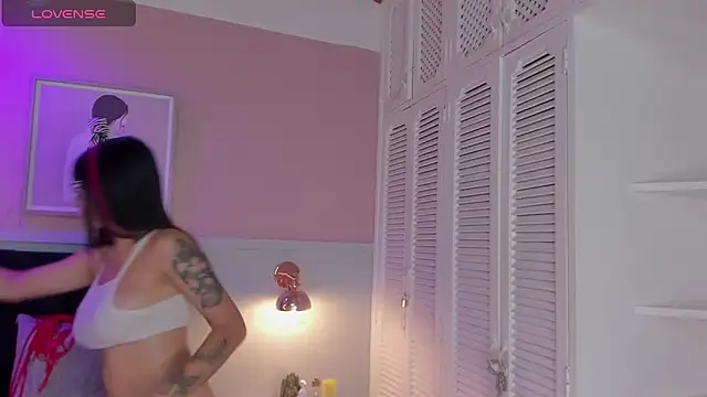 naoko kirino online show from January 5, 4:48 pm