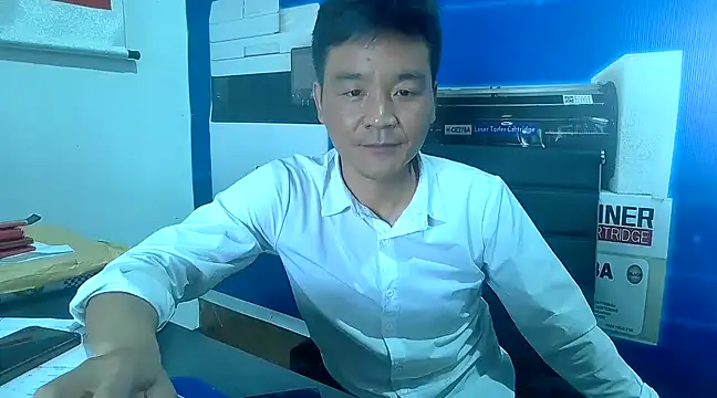 kisstoyousoon2024 online show from March 15, 9:19 am