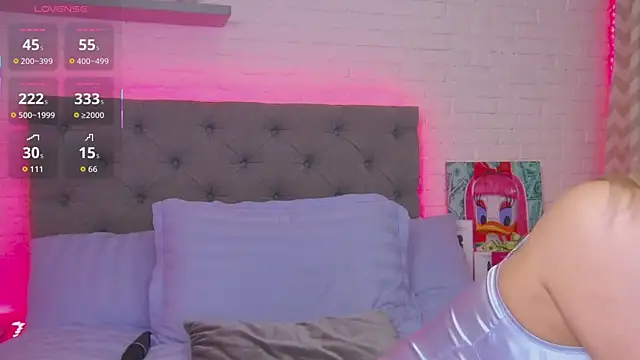 Born to Blow online show from October 18, 1:19 am