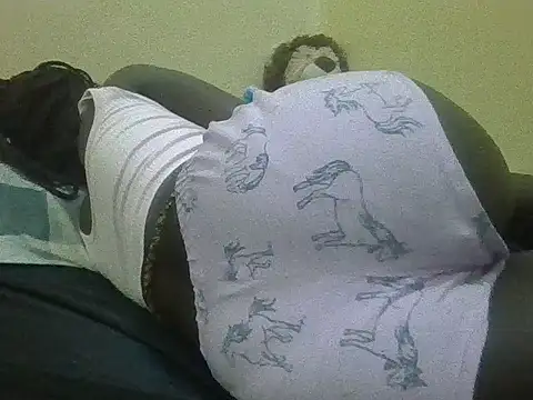 Snapshot of Pretty_ellahh chatting on February 25, 4:21 pm Pretty ellahh online show from February 25, 4:21 pm